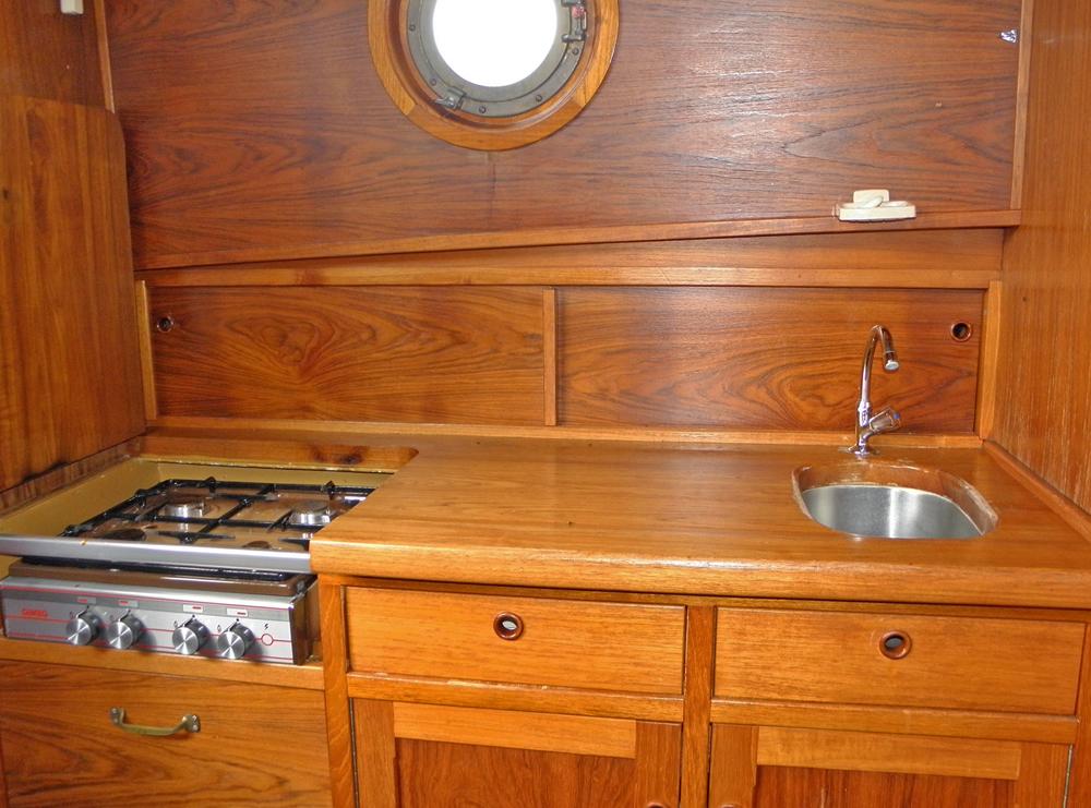 Vorschiff, Innenausstattung